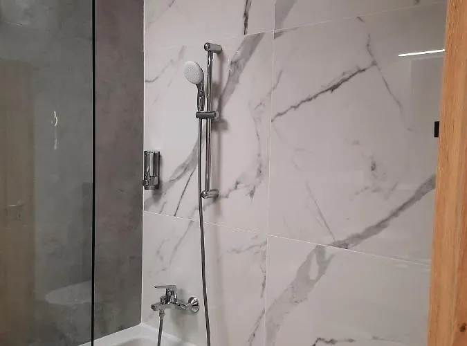 Bpr Space Grey With Balcony Apartamento Budapeste