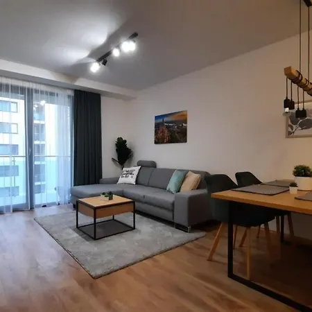 Bpr Space Grey With Balcony Appartement