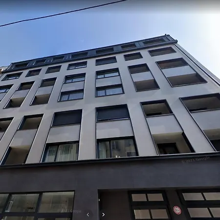 Bpr Space Grey With Balcony Apartment *