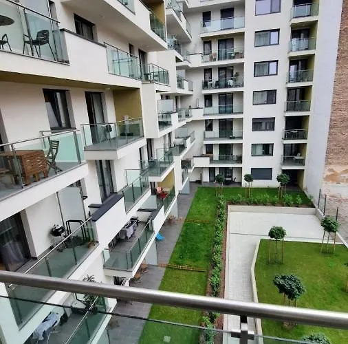 Bpr Space Grey With Balcony * Budapesta