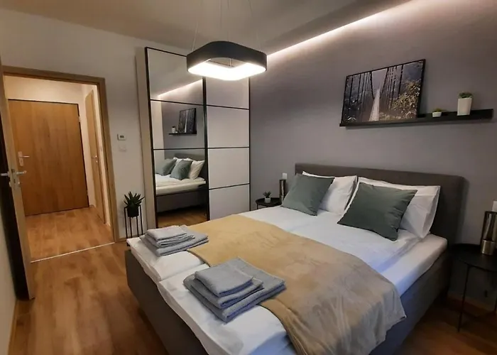 Bpr Space Grey With Balcony Apartament